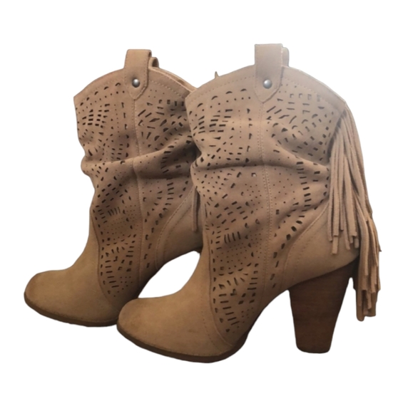 Fringe booties - Picture 3 of 11